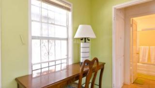 5106 San Vicente Blvd, Los Angeles CA  90019-1507 exterior