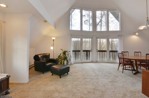 561 Shr Trl, Sparta NJ 07871-1208 exterior