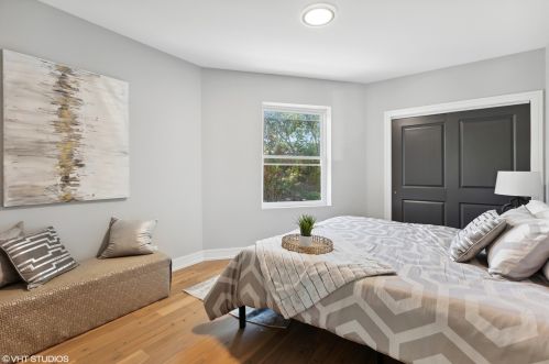 4647 Lawler Ave, Chicago IL  60638-2009 exterior