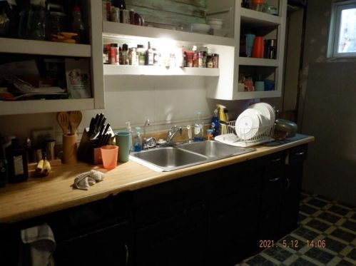 924 Stockbridge Ave, Kalamazoo MI 49001-3810 exterior