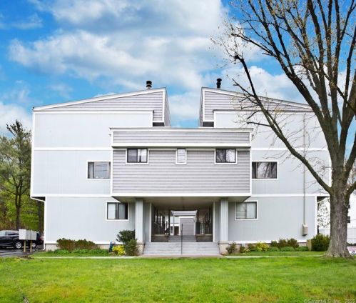 296 Main Ave, Norwalk, CT 06851-6107