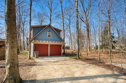 1810 Morning Glory Ln, Fennville MI  49408-9720 exterior