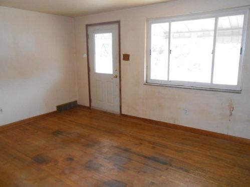 3161 Nilden Ave, Pittsburgh, PA 15234-2613