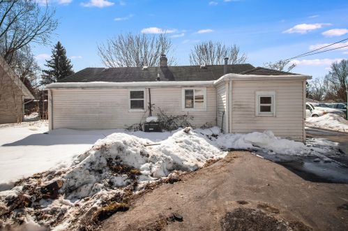 2419 Gdn St, Joliet IL exterior