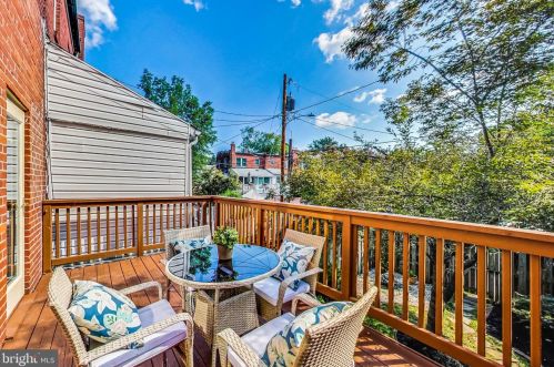 205 Commonwealth Ave, Alexandria VA 22305-2829 exterior