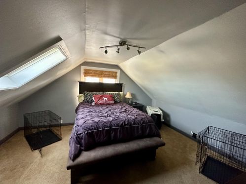 9312 Metcalf Pl, Milwaukee WI  53222-2649 exterior