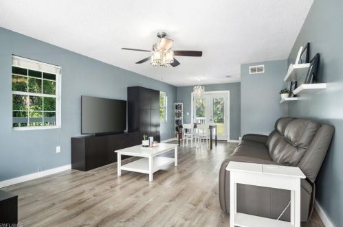 2731 8 Ave, Naples FL 34120-4919 exterior