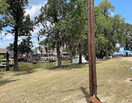 20342 Atascocita Shr Dr, Humble TX 77346-1632 exterior