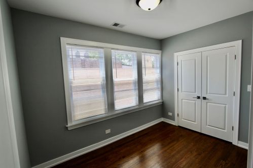 8620 Carpenter St, Chicago IL  60620-3311 exterior