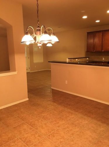 9433 Castle Pines Dr, Austin TX  78717-3967 exterior