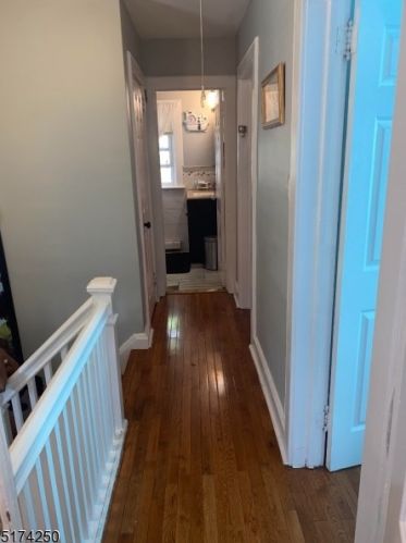 26 Becker Ter, Irvington NJ 07111-1311 exterior