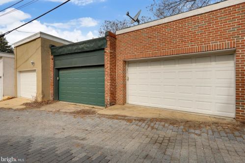 135 D St, Washington DC 20003-1809 exterior