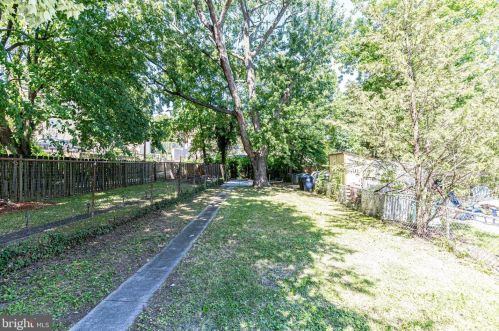 514 45th St, Washington DC  20019-4755 exterior