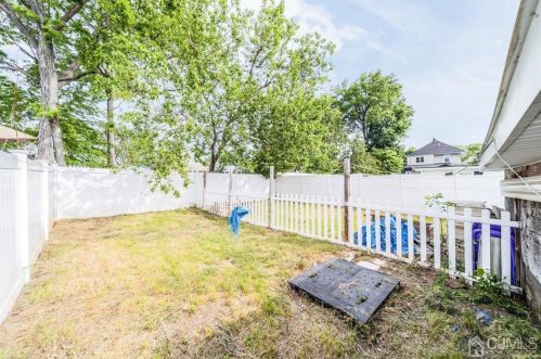 47 Barbour St, Paterson NJ 07508-1421 exterior