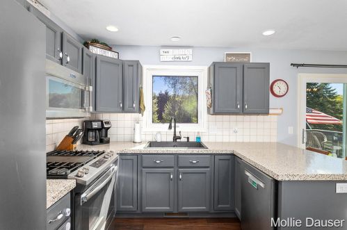 4880 Boyd Ave, Grand Rapids MI 49525-1276 exterior