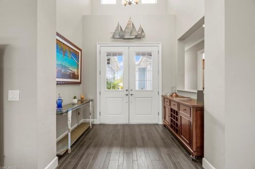 4922 Andros Dr, Naples, FL 34113-7420