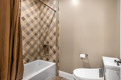 1241 Valencia Mesa Dr, Fullerton CA 92833-2220 exterior