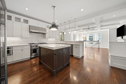 3417 Bell Ave, Chicago IL 60622-3033 exterior