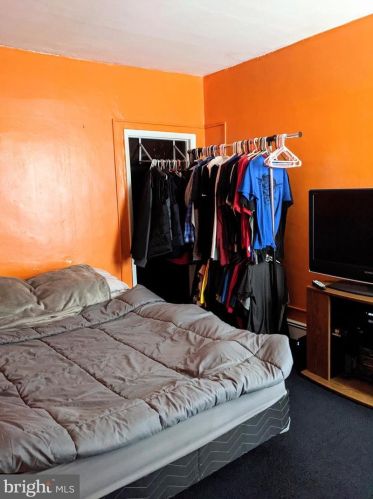 1909 3 St, Philadelphia PA 19122-0022 exterior