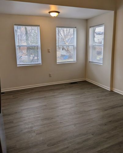 644 Lenox Ave, Waukegan IL 60085-6402 exterior