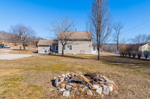 113 Norwich Ave, Exeter CT 06249-2616 exterior