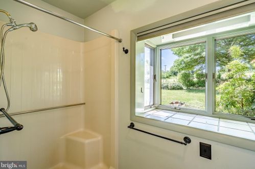 1279 Hanover St, Pottstown PA 19465-7633 exterior