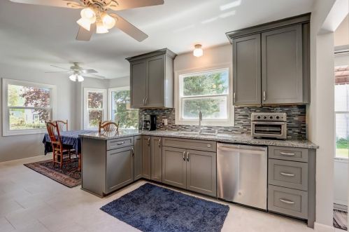 3573 48, Milwaukee WI 53216-2905 exterior