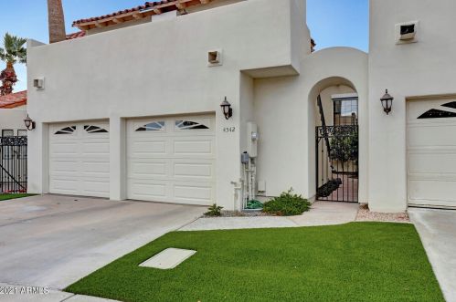 4542 52nd Pl, Phoenix, AZ 85018-3000