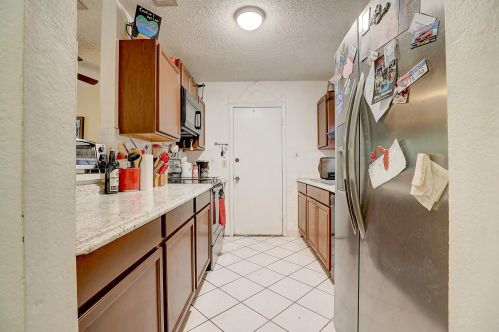 2351 Fruit Ave, Fort Pierce FL 34952-7422 exterior