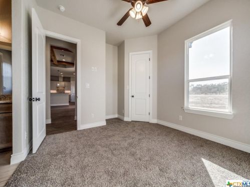 1415 Paladin Trl, Spring Branch TX 78070-4960 exterior