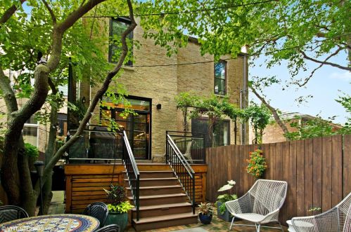 2471 Geneva Ter, Chicago IL 60614-5914 exterior