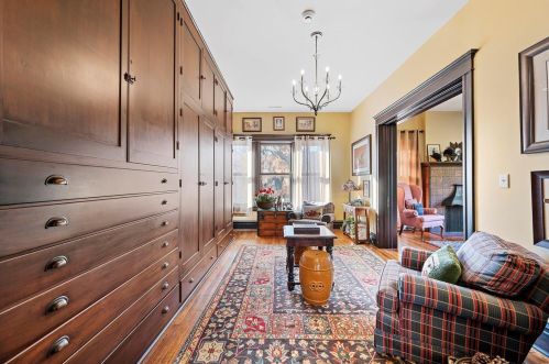 36 Portland Pl, Saint Louis MO 63108-1242 exterior