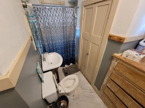 3725 Garfield Ave, Milwaukee WI 53208-1434 exterior