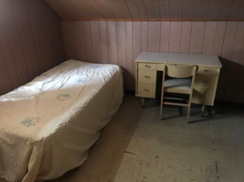 12411 Elizabeth St, Chicago IL 60827-5810 exterior