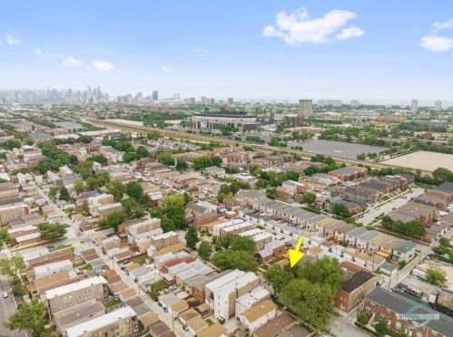 3835 Parnell Ave, Chicago IL 60628-7121 exterior