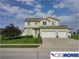 1701 Lakewood Dr, Omaha, NE 68046-4297