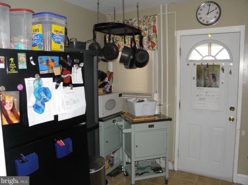 6366 Ditman St, Philadelphia PA 19135-3201 exterior