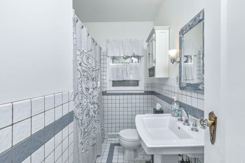 115 17 St, Huntington Station NY 11746-2914 exterior