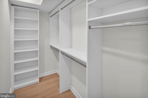 959 Marshall St, Philadelphia PA 19122 exterior