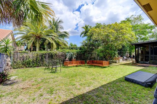 20570 Carousel Cir, Boca Raton FL  33434-3931 exterior