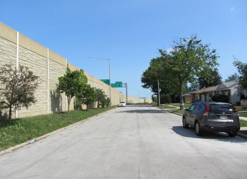 4968 16 St, Milwaukee WI 53221-2833 exterior