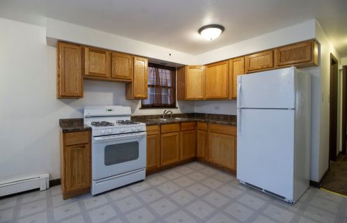 12539 Marshfield Ave, Chicago IL 60827-5940 exterior