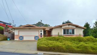 2698 Emma Dr, Pinole CA  94564-1323 exterior