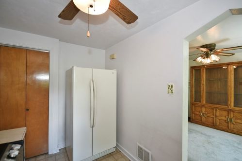 3147 Glendale Ave, Pittsburgh PA 15227-2829 exterior