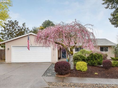 11765 Springwood Dr, Portland OR  97223-3321 exterior