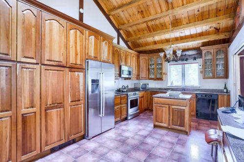 156 Piscassic Rd, Newfields NH 03856-8108 exterior