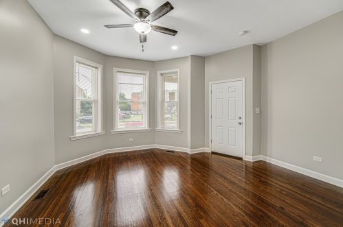 3750 Cermak Rd, Chicago IL  60623-3013 exterior