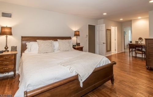 10 Marion Ln, Scotch Plains NJ 07076-2925 exterior