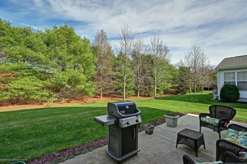 18 Nottingham Way, Jackson Twp NJ 08527-4374 exterior