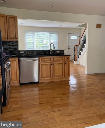 38 Rutledge Ave, Trenton, NJ 08618-1952